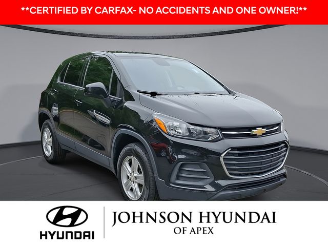 2022 Chevrolet Trax LS AWD's photo