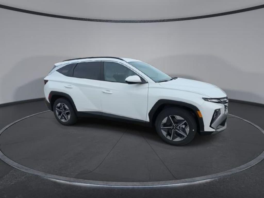 New 2026 Hyundai Tucson SEL FWD SUV