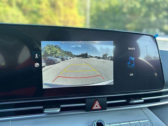 2025 Hyundai Elantra Limited - Photo 34