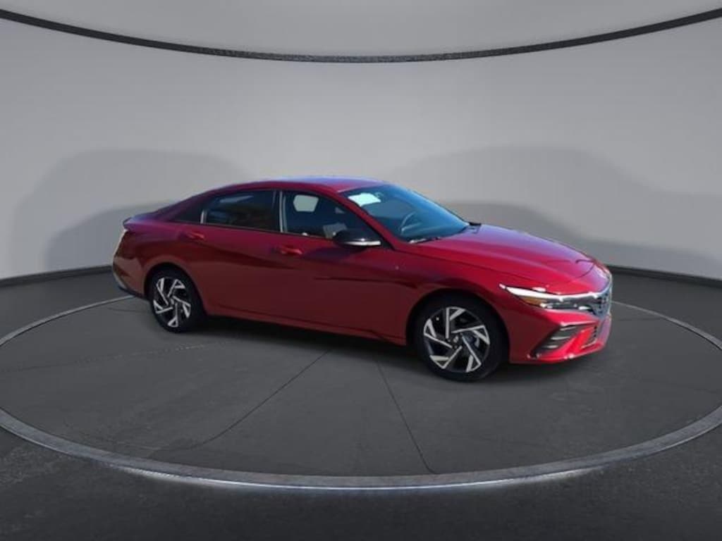 New 2025 Hyundai Elantra SEL Sport Sedan