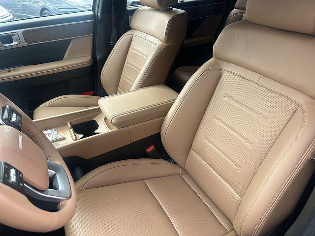 2025 Hyundai Santa Fe Limited - Photo 23