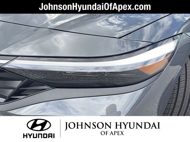 2025 Hyundai Elantra SEL - Photo 32