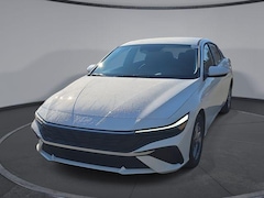 2026 Hyundai Elantra SE Sedan