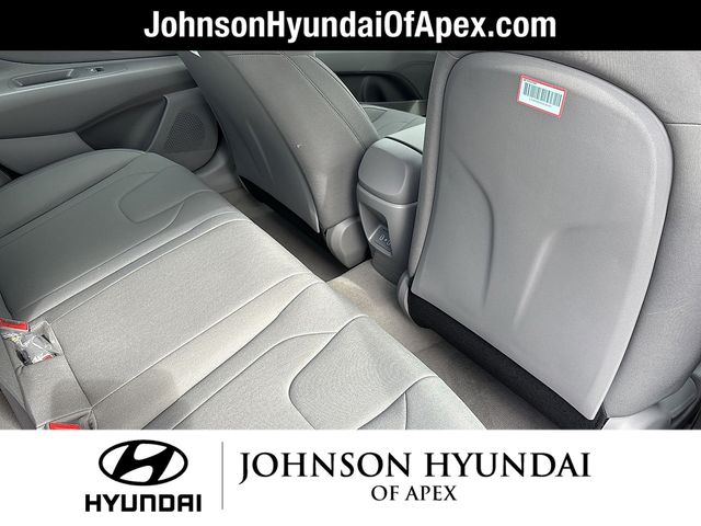 2025 Hyundai Elantra SEL - Photo 13