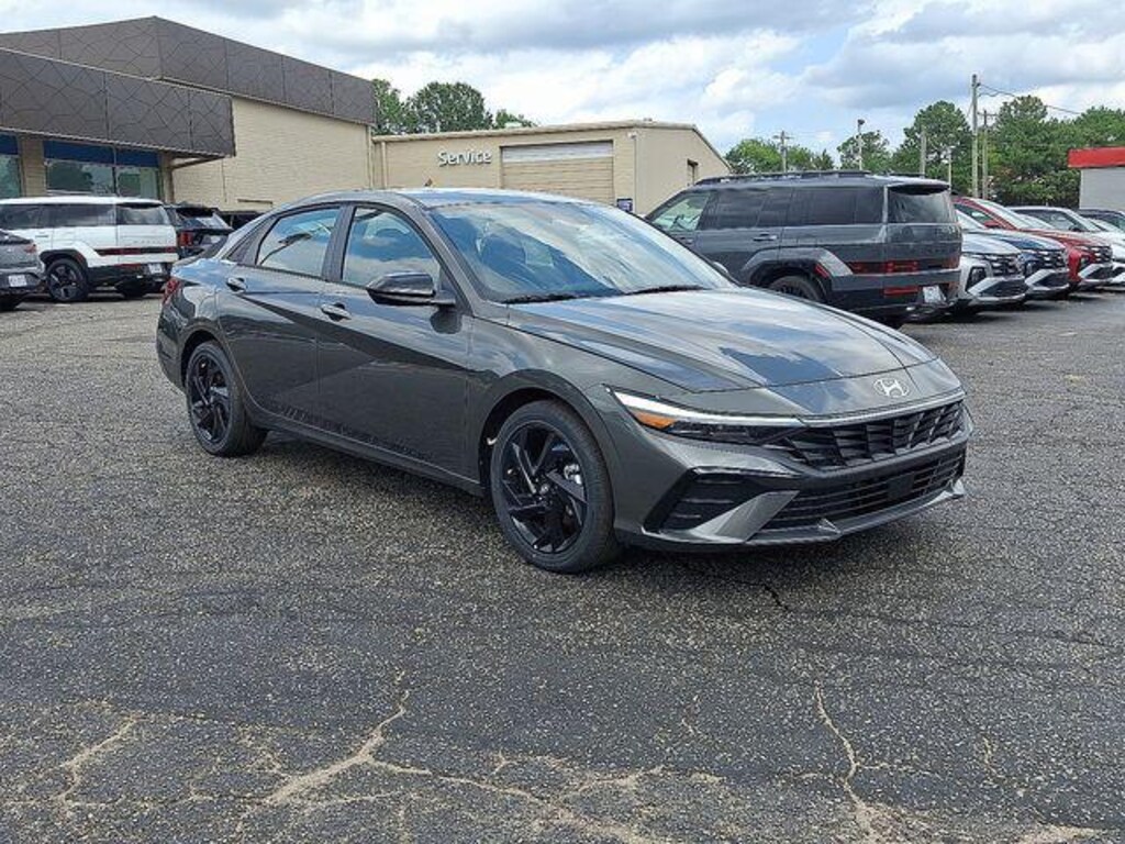 New 2026 Hyundai Elantra SEL Sport Sedan