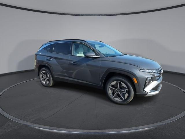 2026 Hyundai Tucson Hybrid SEL photo 2