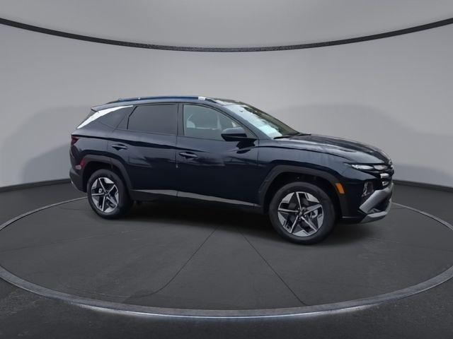 2026 Hyundai Tucson Hybrid SEL photo 2