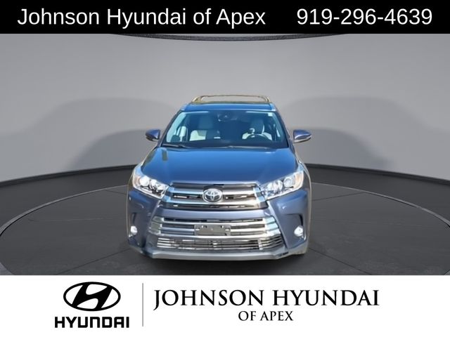 2019 Toyota Highlander Limited photo 2