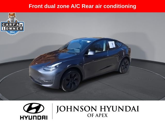 2025 Tesla Model Y Long Range photo 4