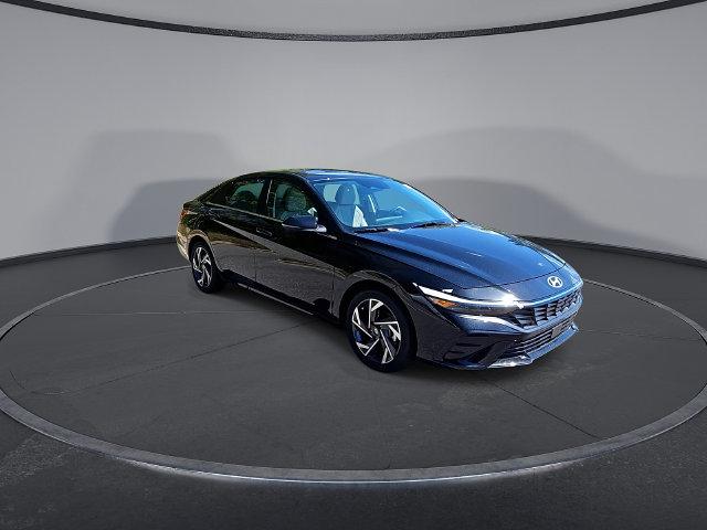 New 2026 Hyundai Elantra Limited Sedan