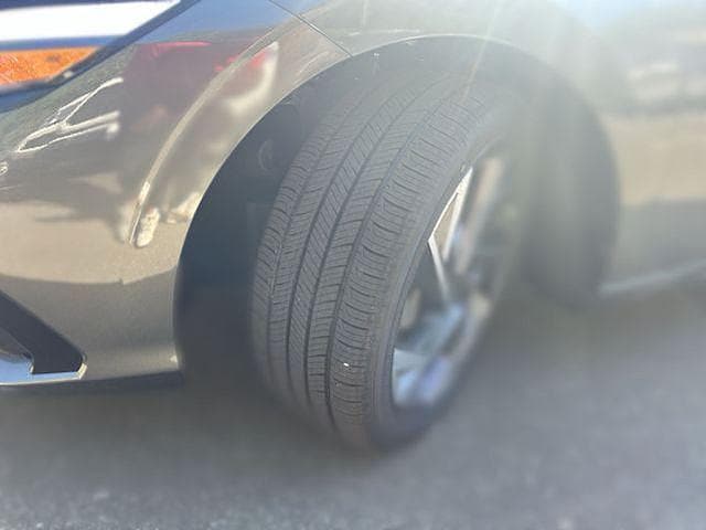 2025 Hyundai Elantra Limited - Photo 43