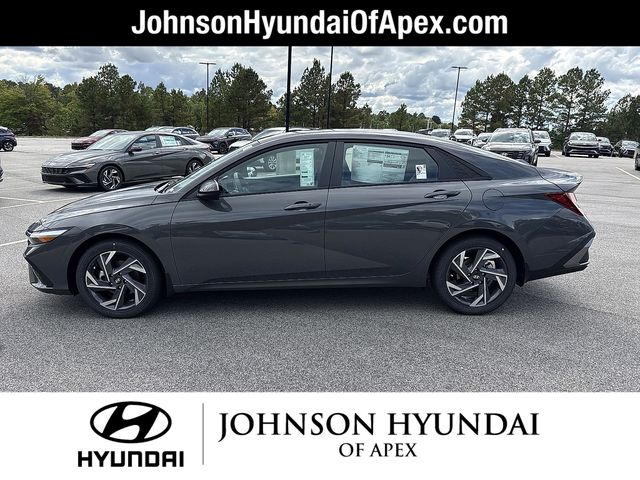 2025 Hyundai Elantra SEL - Photo 9