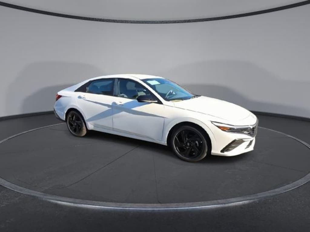 New 2026 Hyundai Elantra SEL Sport Sedan