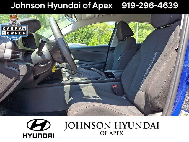 2024 Hyundai Elantra SE - Photo 18