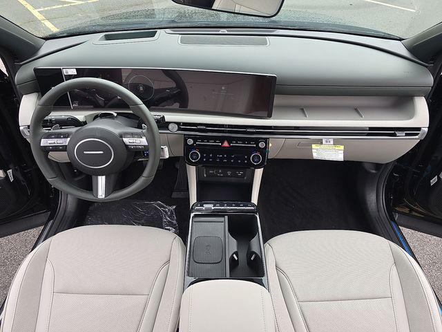 2025 Hyundai Tucson Limited - Photo 11