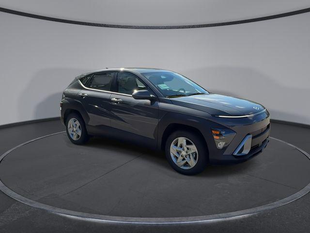 2026 Hyundai Kona SE photo 2