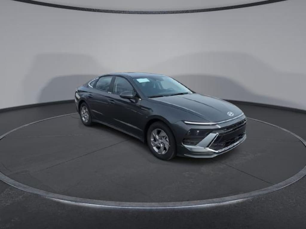 New 2026 Hyundai Sonata SE Sedan
