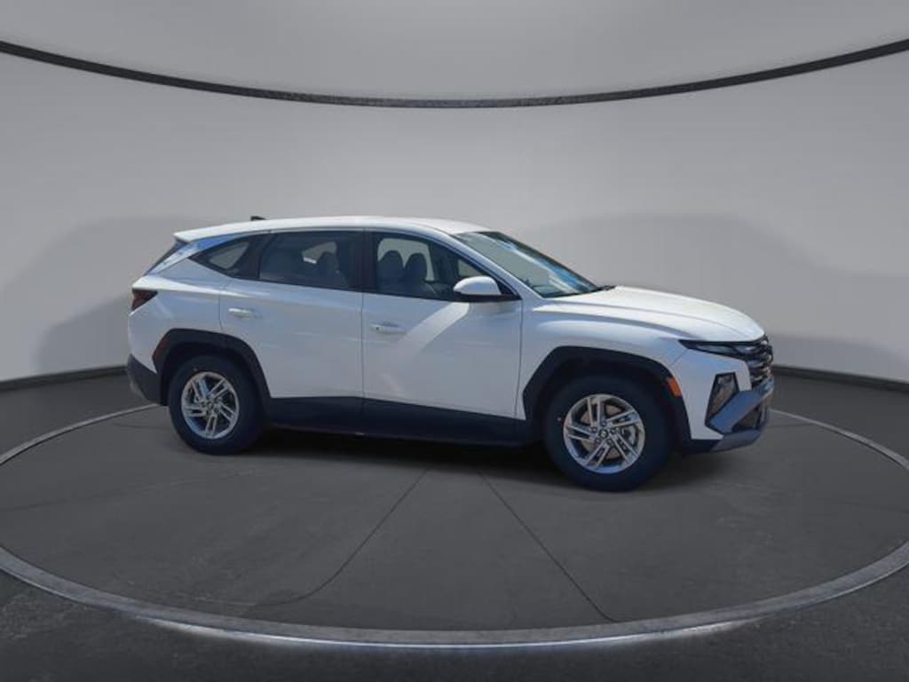 New 2026 Hyundai Tucson SE FWD SUV