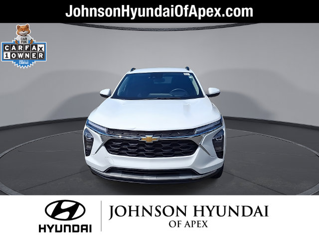 Used 2025 Chevrolet Trax LT SUV