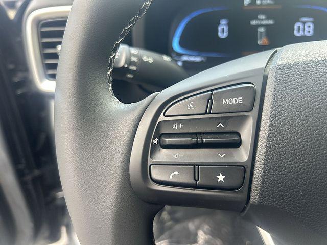 2025 Hyundai Venue SEL - Photo 25