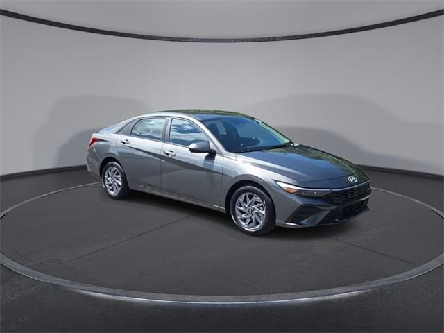 2025 Hyundai Elantra Hybrid Blue photo 2