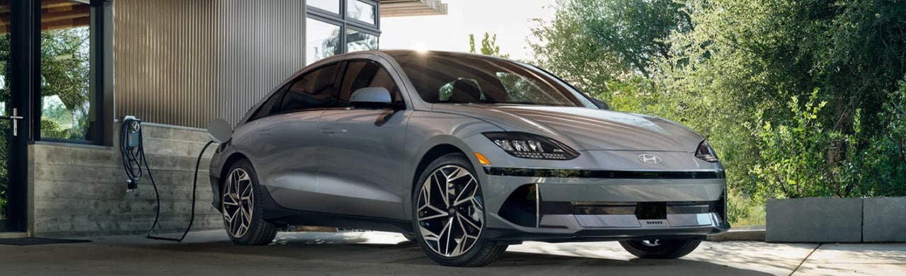 Can%20the%20Hyundai%20IONIQ%206%20Make%20Family%20Commuting%20Easier.png