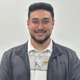 Staff member Alan De Souza from 220c4f54fad7