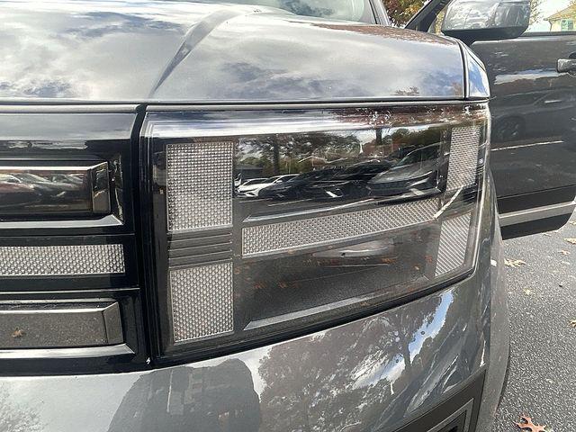 2025 Hyundai Santa Fe Limited - Photo 40