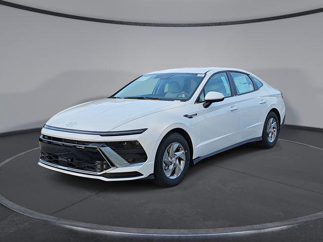 2026 Hyundai Sonata SE's photo