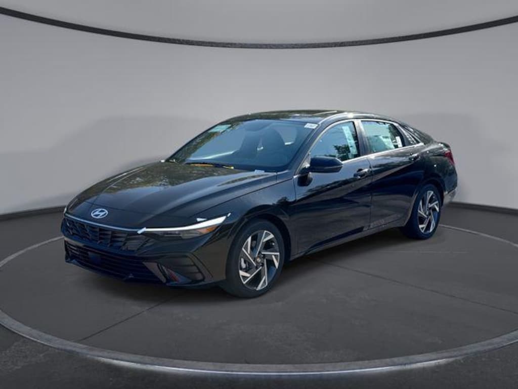 New 2025 Hyundai Elantra Hybrid Limited Sedan