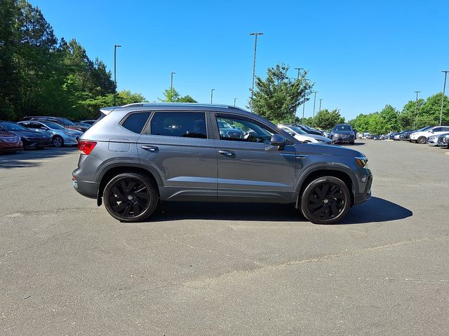 2024 Volkswagen Taos SE - Photo 34
