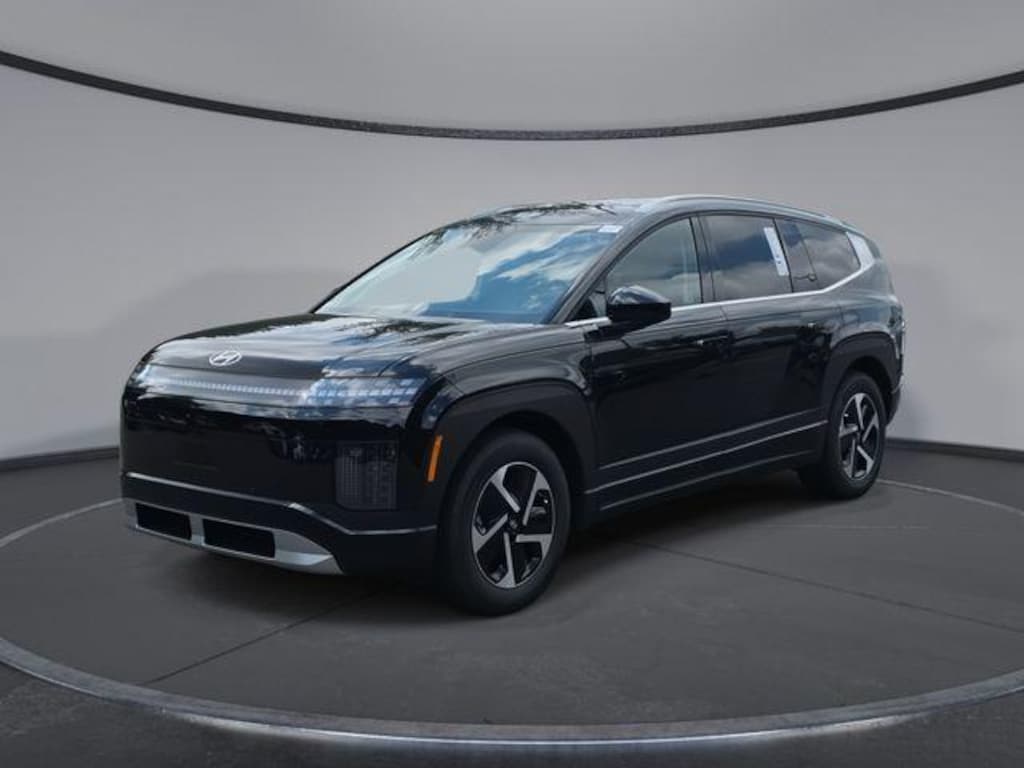 New 2026 Hyundai IONIQ 9 SE SUV