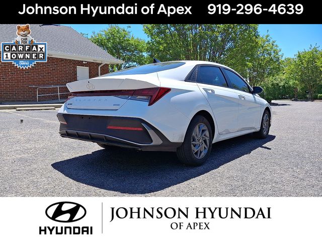 2025 Hyundai Elantra Blue - Photo 25