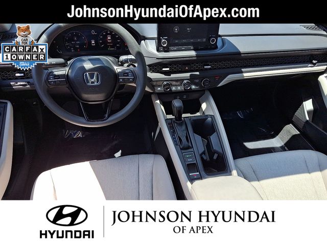 2025 Honda Accord SE - Photo 23