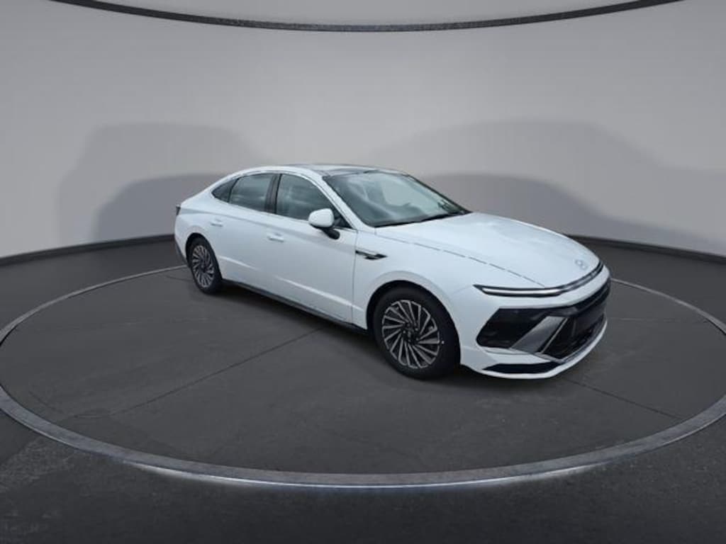 New 2026 Hyundai Sonata Hybrid SEL Sedan