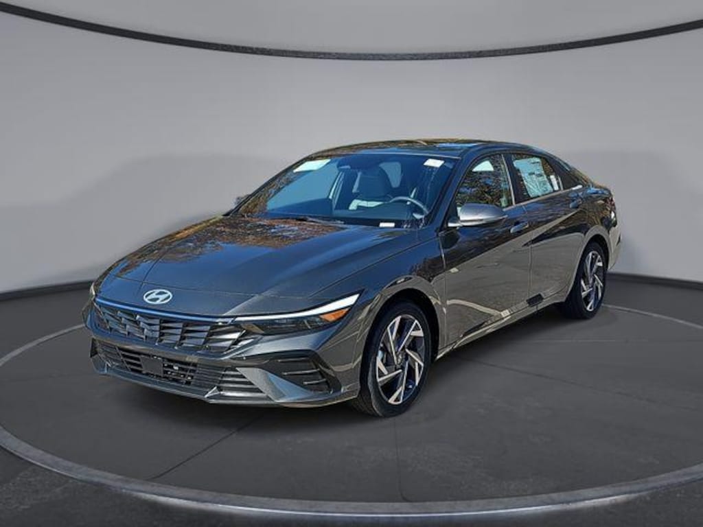 New 2025 Hyundai Elantra Hybrid Limited Sedan
