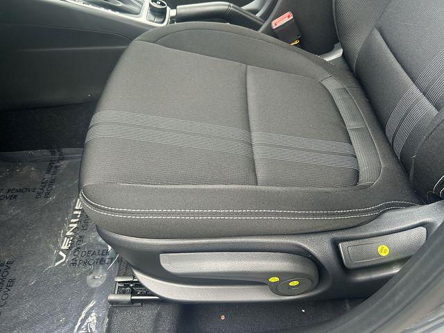 2025 Hyundai Venue SEL - Photo 36