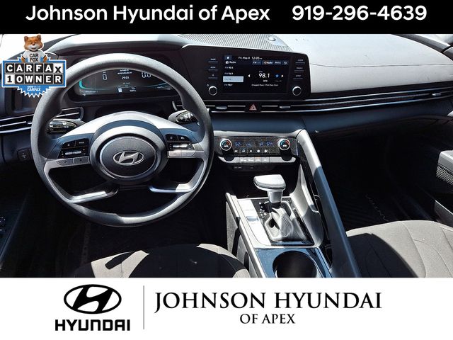 2025 Hyundai Elantra Blue - Photo 21