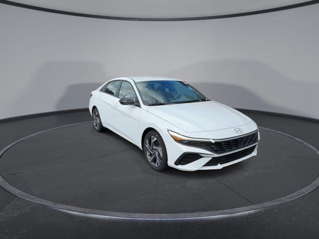New 2025 Hyundai Elantra SEL Sport Sedan