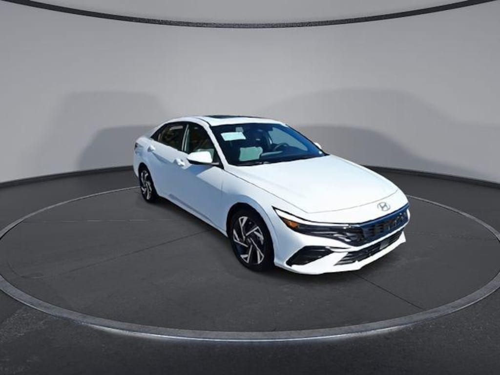 New 2025 Hyundai Elantra Hybrid Limited Sedan