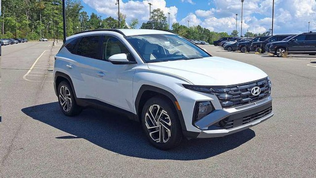 New 2026 Hyundai Tucson SEL Plus FWD SUV