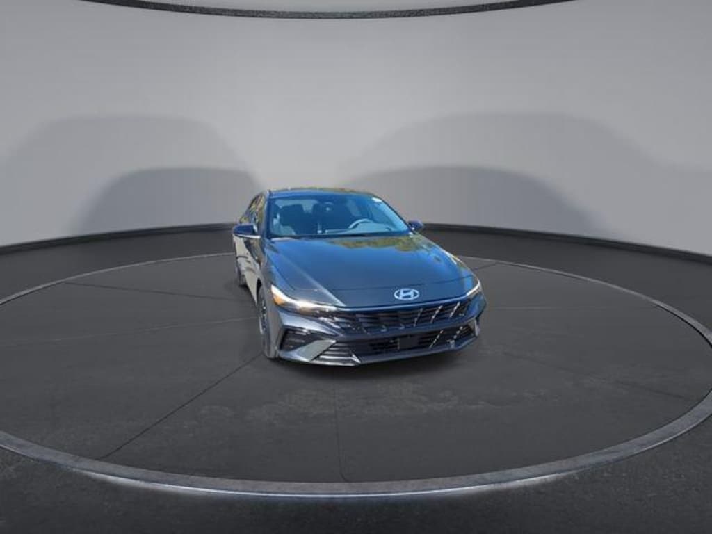 New 2026 Hyundai Elantra SEL Sport Premium Sedan