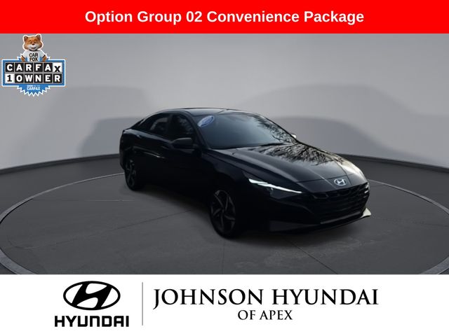 2023 Hyundai Elantra SEL photo 2