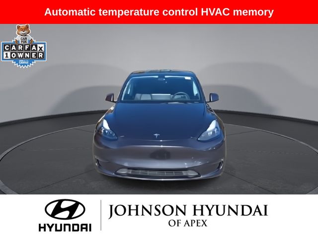 2025 Tesla Model Y Long Range photo 3