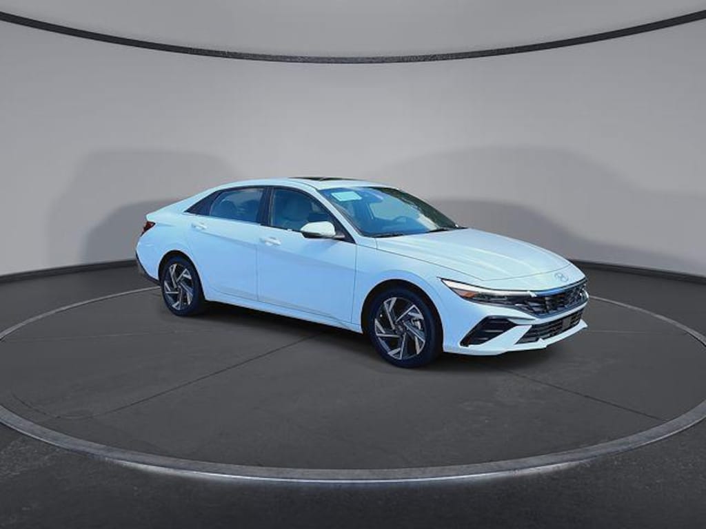 New 2025 Hyundai Elantra Hybrid Limited Sedan