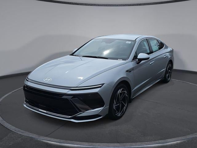 2026 Hyundai Sonata SEL's photo
