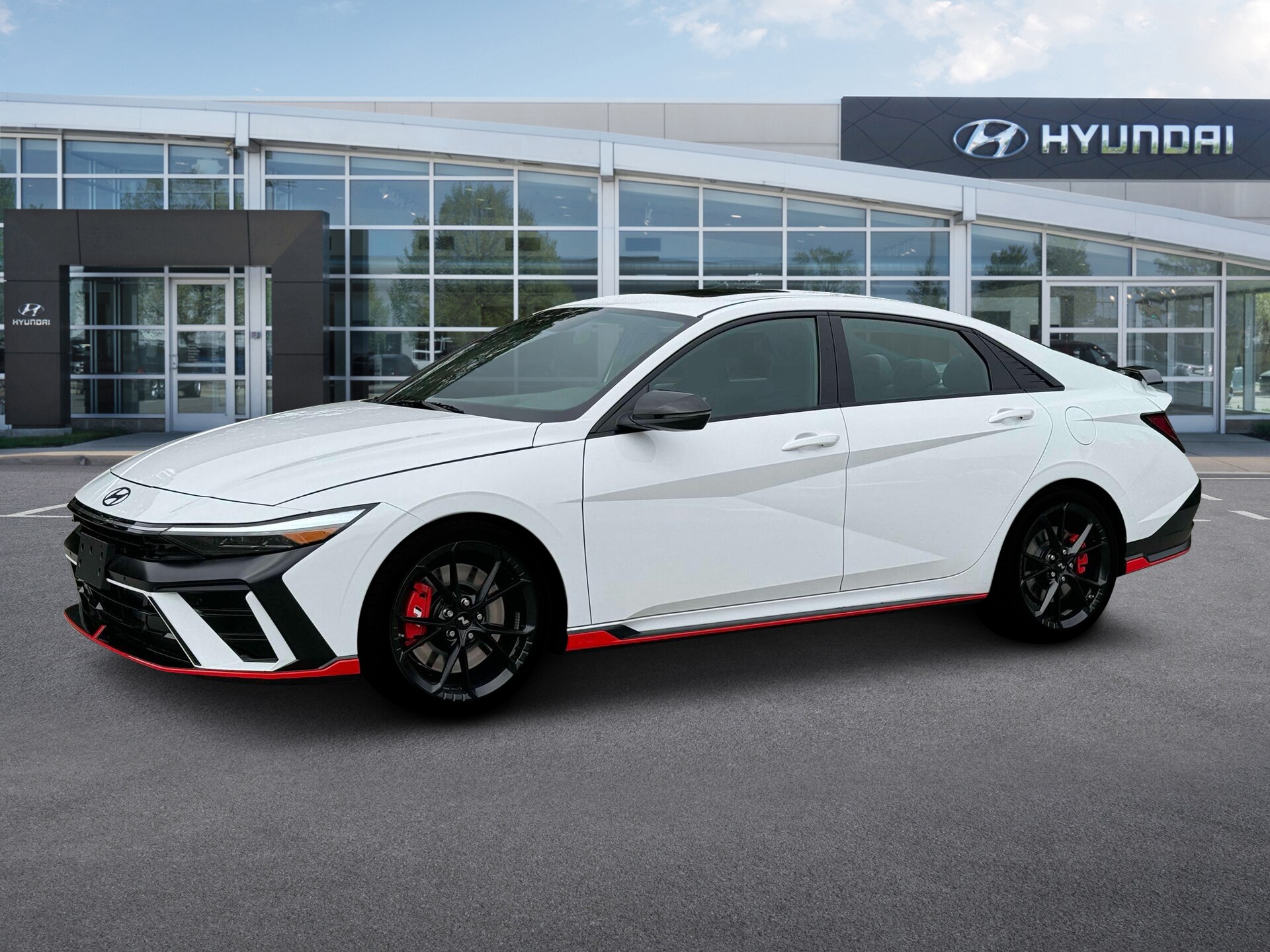 2025 Hyundai Elantra Base N photo 2