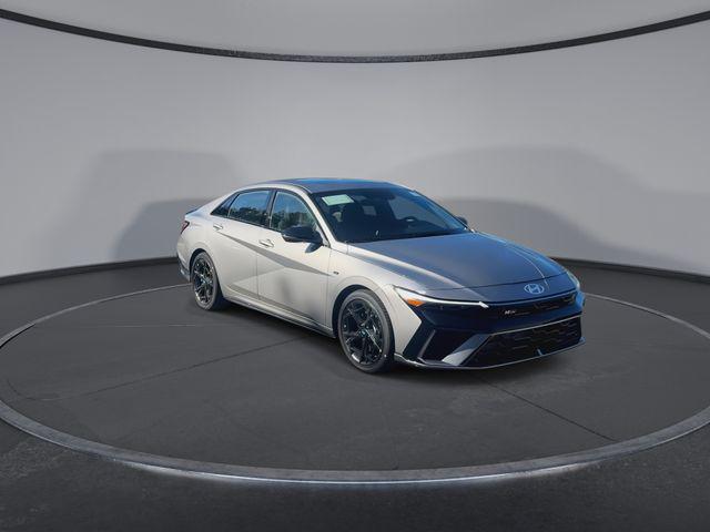 2025 Hyundai Elantra N Line photo 2