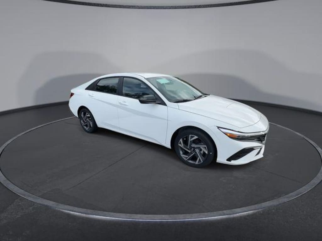 New 2025 Hyundai Elantra SEL Sport Sedan