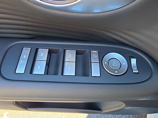 2026 Hyundai IONIQ 9 SEL - Photo 37